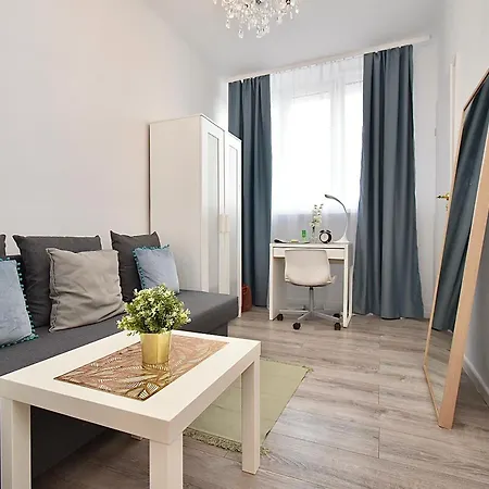 Aleja Niepodleglosci * ורשה