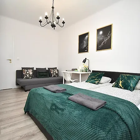 Aleja Niepodleglosci Privat bolig